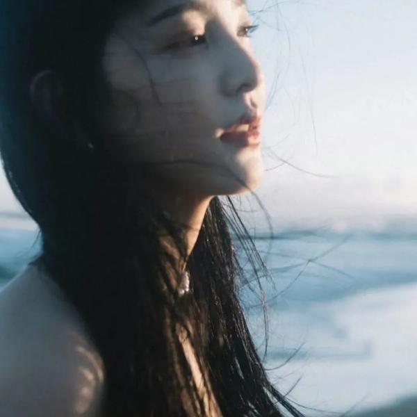 药屋少女的呢喃